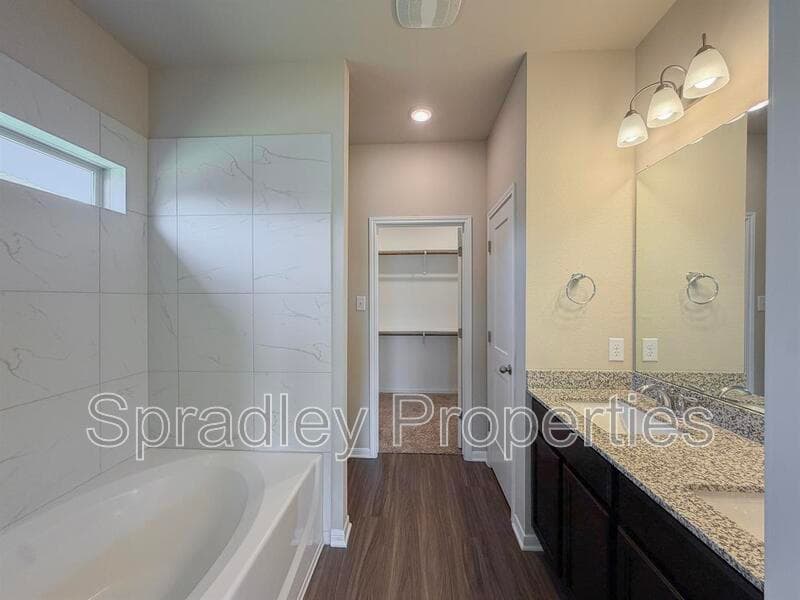 Temple House: 2037 Yarrelton Dr.
