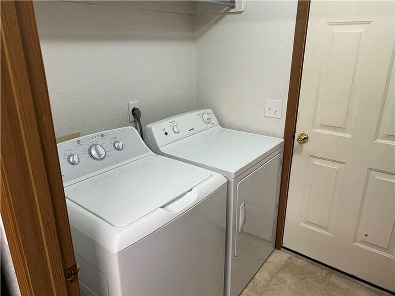 Bentonville Condo: NW 12th St