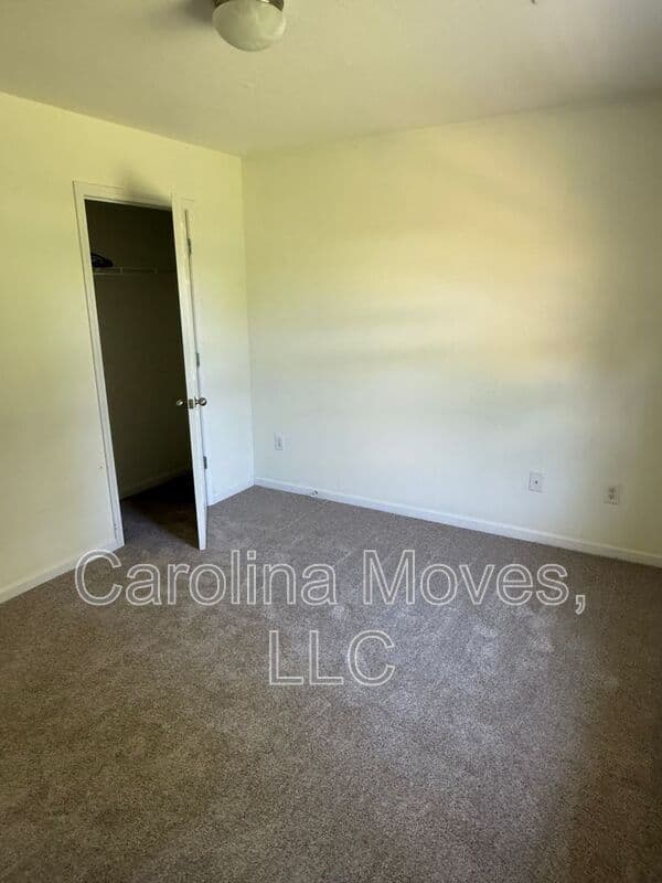 Greenville House: 7 Birchbriar Way