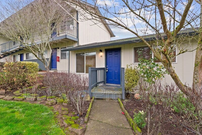 Portland House: 13000 NW Cornell Road