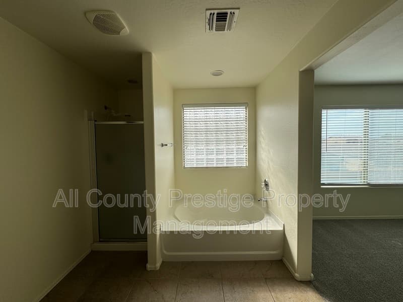 Laveen House: 6859 W Darrel Road
