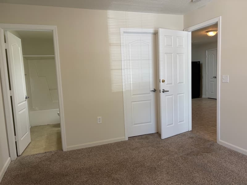 Tallahassee Condo: 3000 South Adams Street - 422