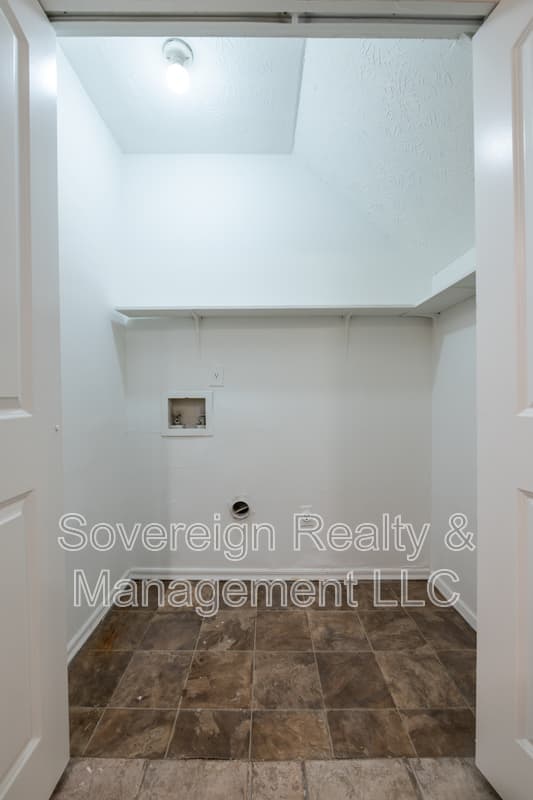 Norcross Condo: 6624 Ramsgate Way