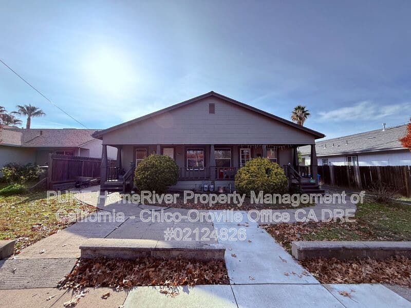 Oroville House: 1532 Bridge St