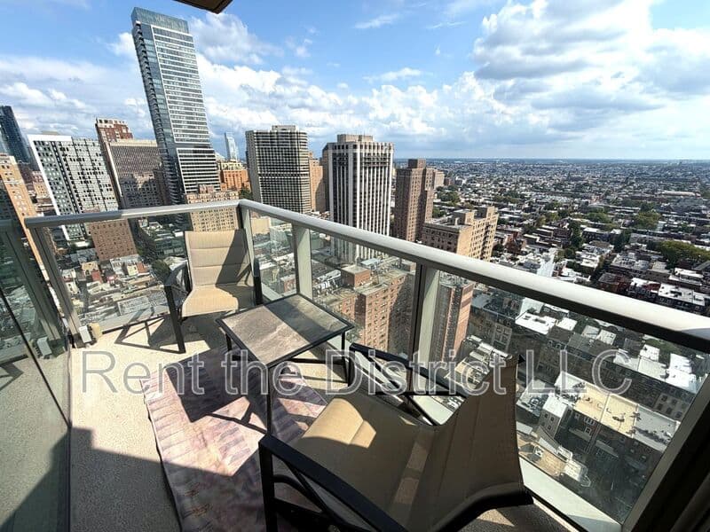 Philadelphia Condo: 2116 Chestnut Street