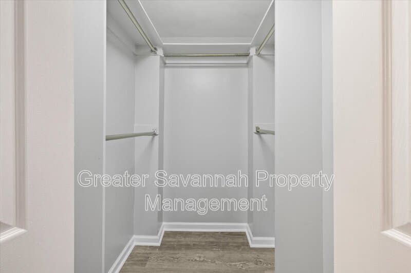 Savannah House: 705 West 47th Street