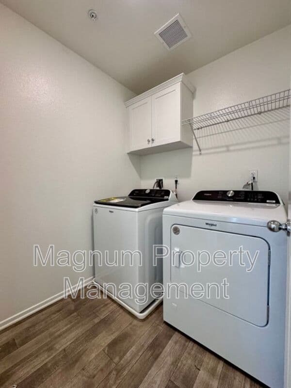 Winchester House: 28798 Enclave Ln