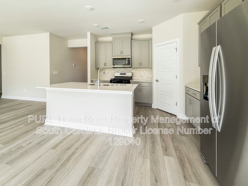 Moore House: 1513 Switchback Cir