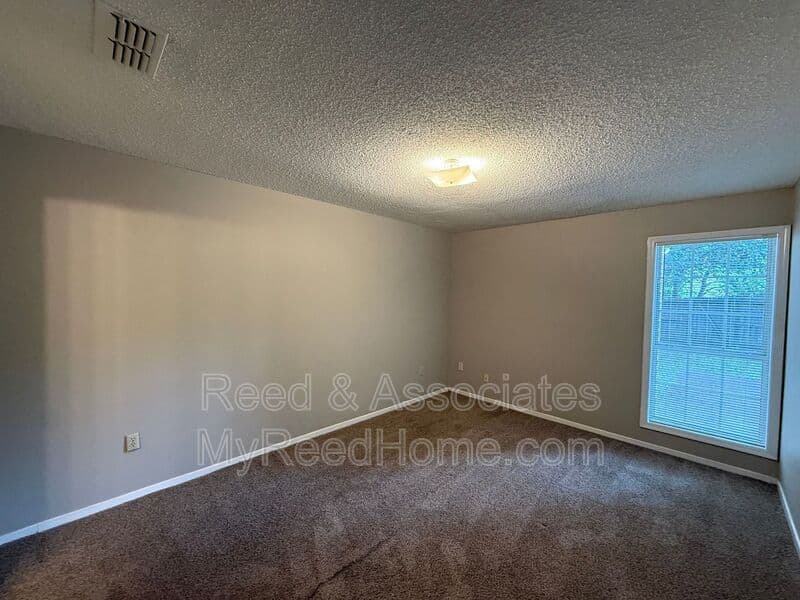 Memphis House: 7004 Wesley Ct.