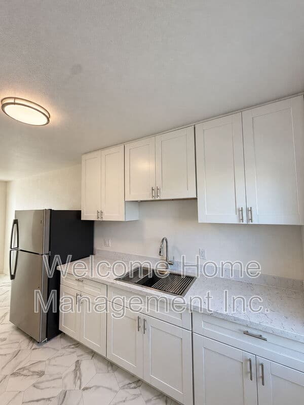 Berkeley Condo: 1538 Berkeley Way