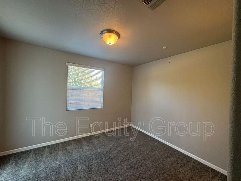 Clovis House: 3461 Alcove Way