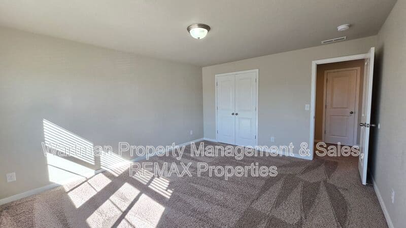 Peyton House: 9638 Vistas Park