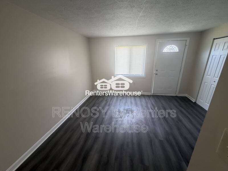 Dundalk House: 2067 Larkhall rd