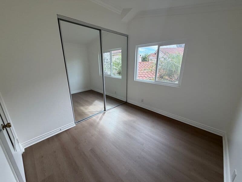 San Diego House: 7110 Caminito Zabala