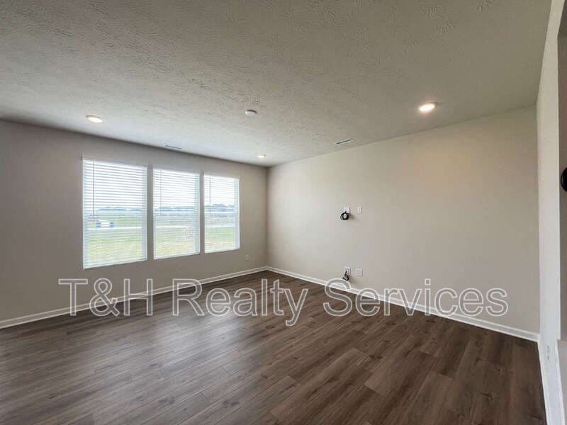 Noblesville House: 13153 Himalaya Circle