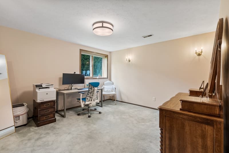 Spokane House: 602 West Bradford Court