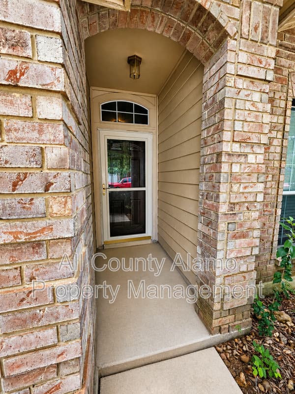 Selma House: 9006 Pinseeker