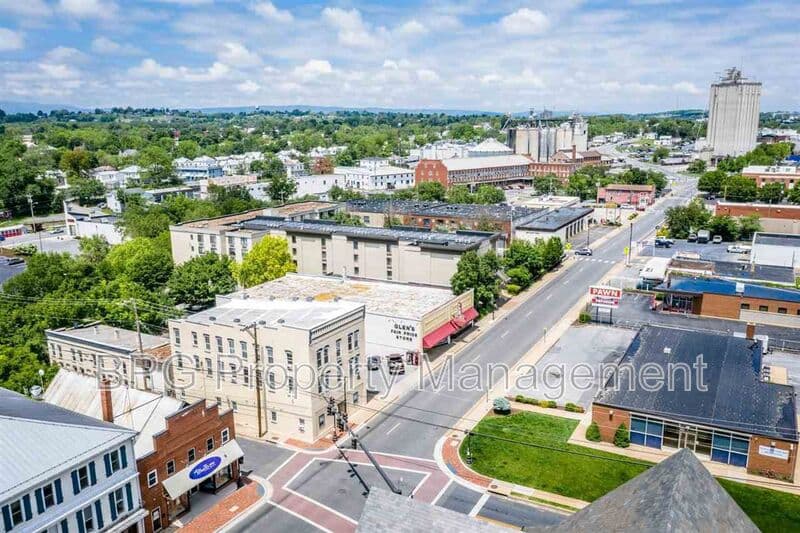 Harrisonburg Condo: 205 N Main