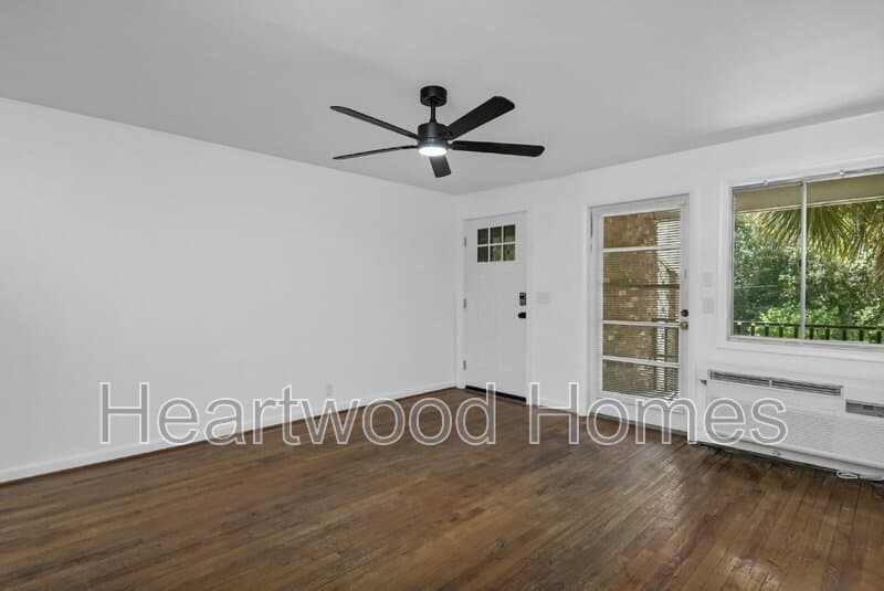 Columbia Condo: 934 Laurens Street