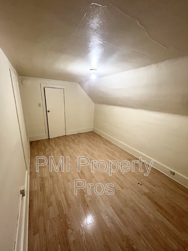 Milwaukee Condo: 2217A South 19th Street