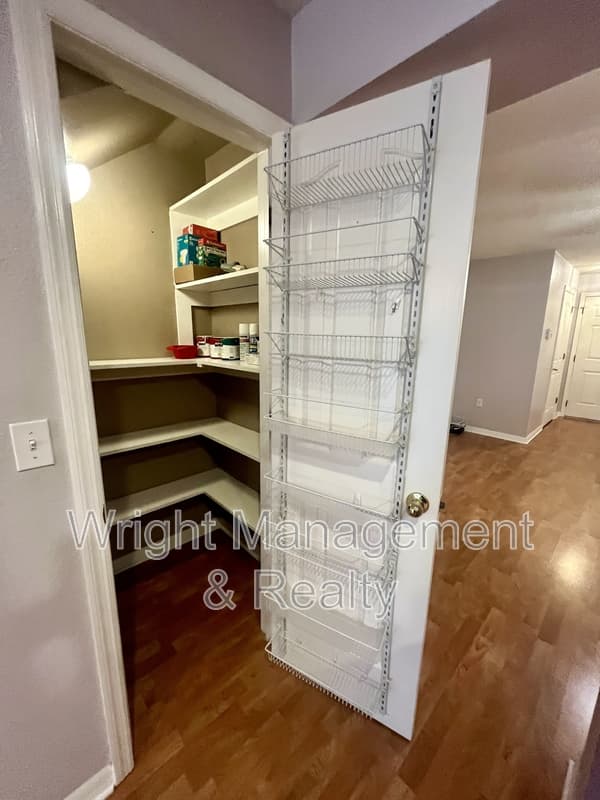 Tampa Townhome: 8710 Sheldon Creek Boulevard