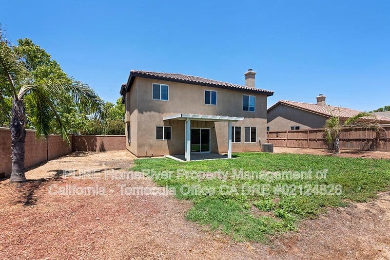 Menifee House: 29055 Emerald Cir.