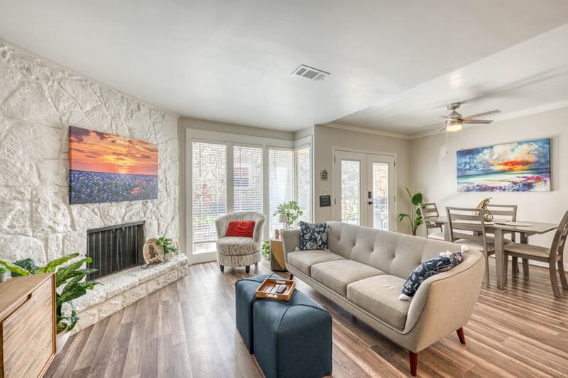Horseshoe Bay Condo: 200 Free Rein - 5