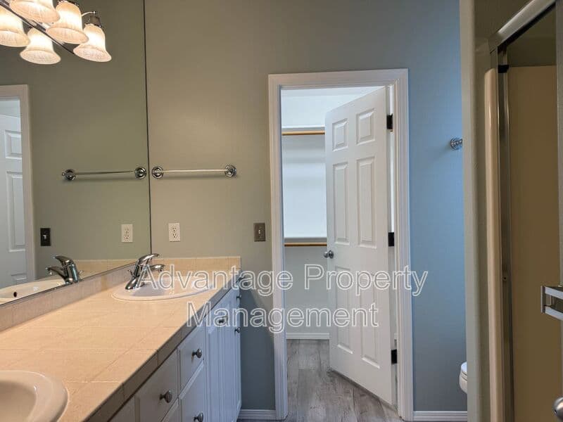 Corvallis House: 6288 SW Chestnut Drive