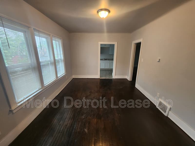 Detroit House: 5527 Nottingham
