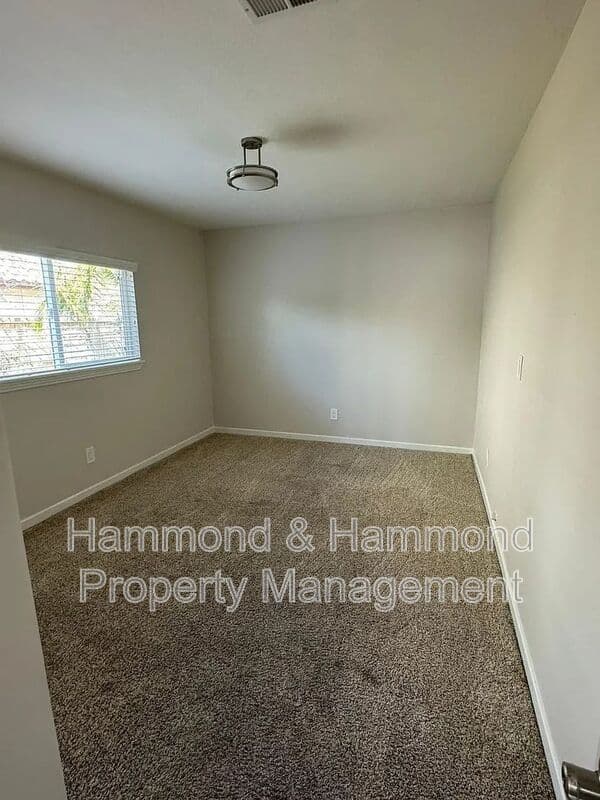 Simi Valley House: 5552 Evening Sky Dr