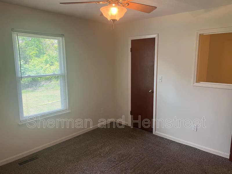 North Augusta House: 301 West Clifton Avenue