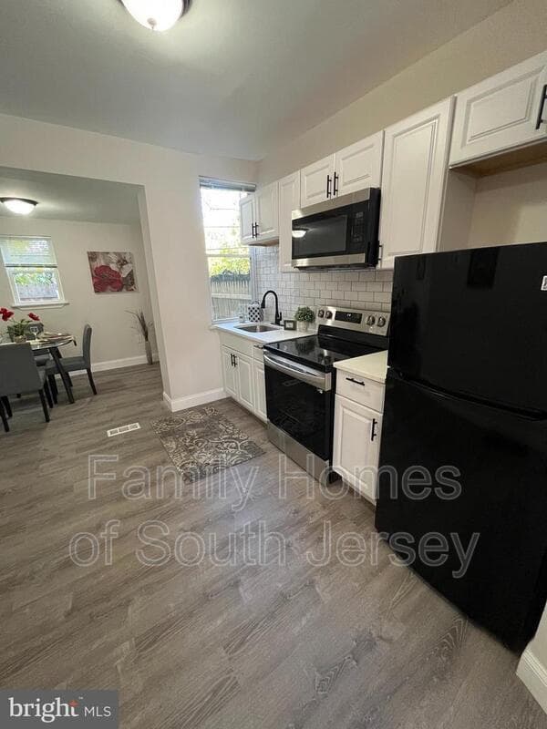 Philadelphia House: 3205 Latona St