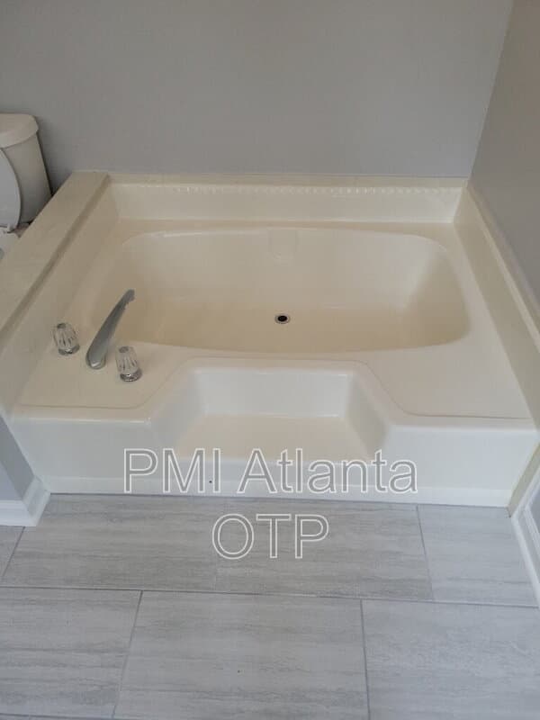 Marietta House: 1782 Millview Dr