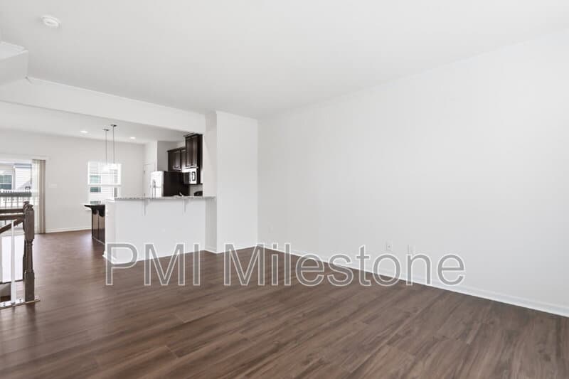 Falling Waters Townhome: 72 Norwood Dr