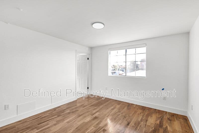 Los Angeles Condo: 1827 Wilcox Avenue Los Angeles, CA 90028