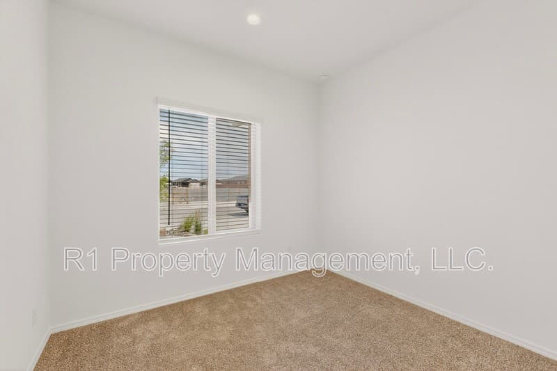 Rio Rancho House: 308 Prism Avenue Southwest