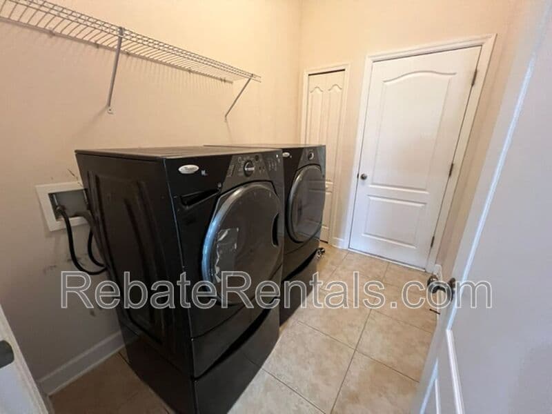 St. Augustine House: 200 Joseph Lake Ct