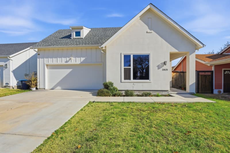 Fort Worth House: 2825 Townsend Drive