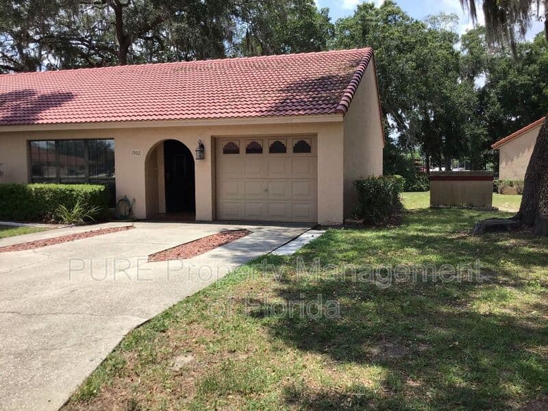 Ocala House: 1902 SW 35 Avenue
