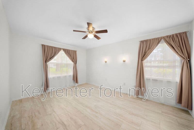 Fort Myers House: 14503 Lakewood Trace CT