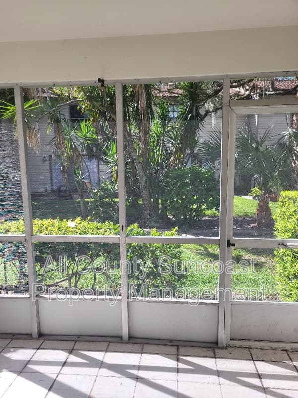 Dunedin Condo: 1515 Bayshore Blvd #3