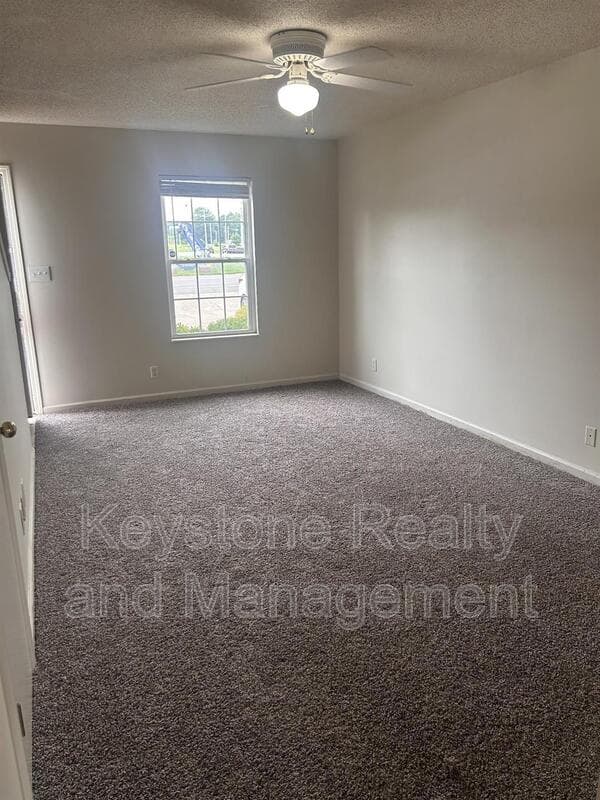 Clarksville Townhome: 3300 Royster Lane