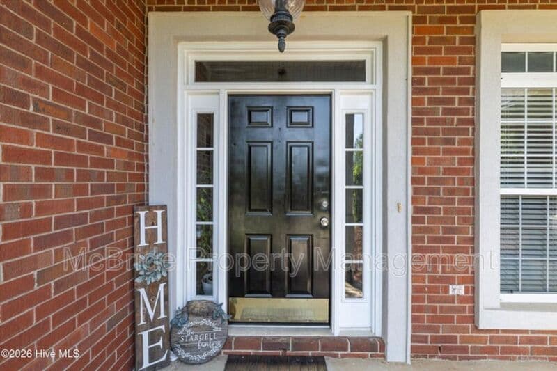 Evans House: 5105 Windmill Place