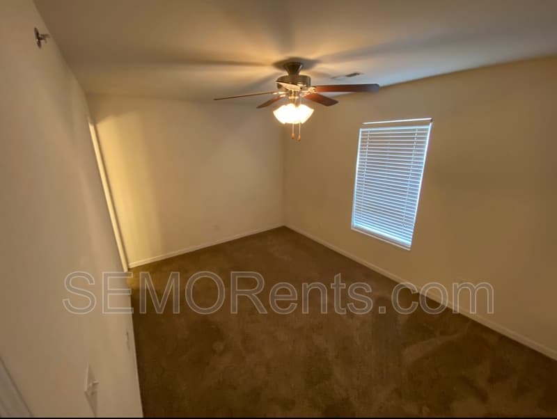 Cape Girardeau Condo: 3 Village Drive - 303