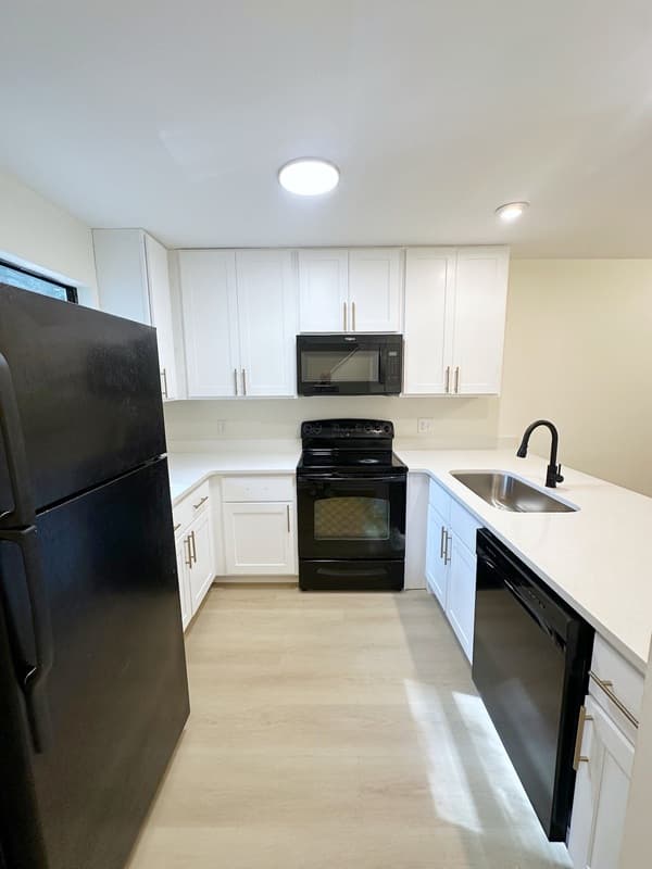 Raleigh Condo: 908 Hearthridge Court - B