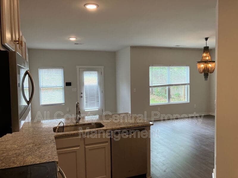Mc Calla House: 8209 Owen Park Dr