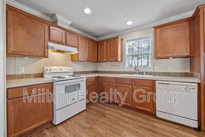 Godwin House: 8540 Godwin Falcon Rd.