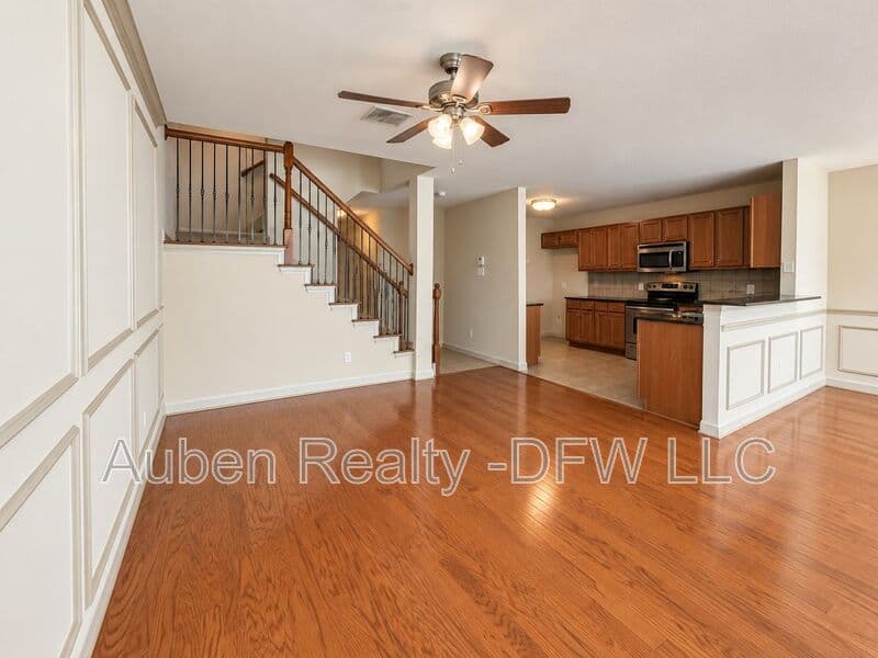 Fort Worth House: 3933 Fernando Drive