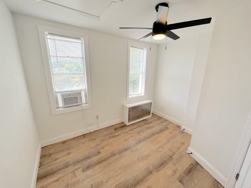 Baltimore Townhome: 605 Harding Place