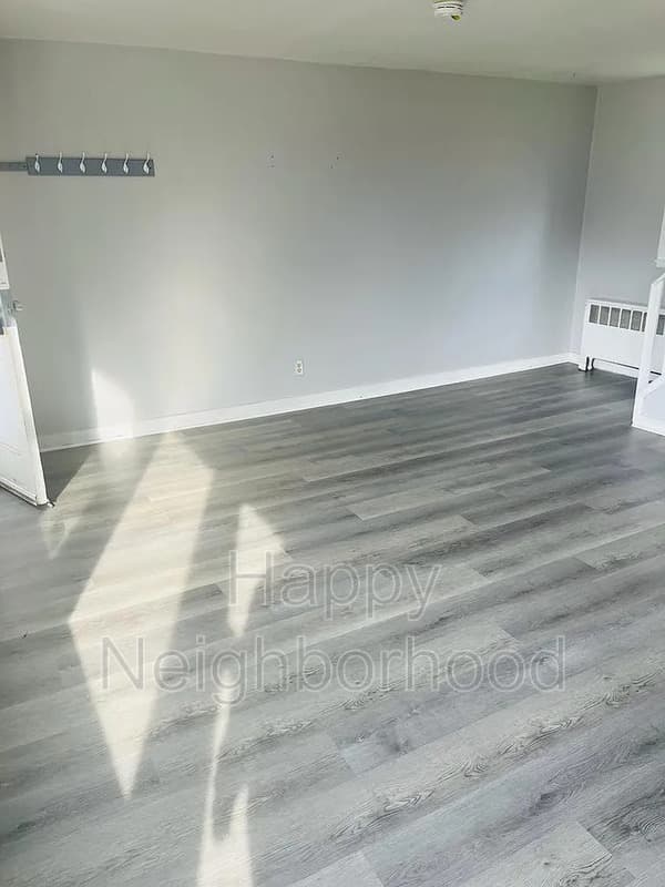 Wallingford House: 153 North Ridgeland Road